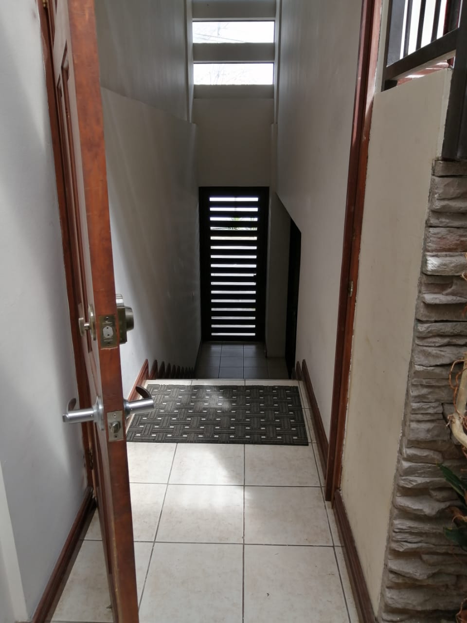 4 bed Single Family Homes For Sale in Curridabat, San Jose - thumb 2