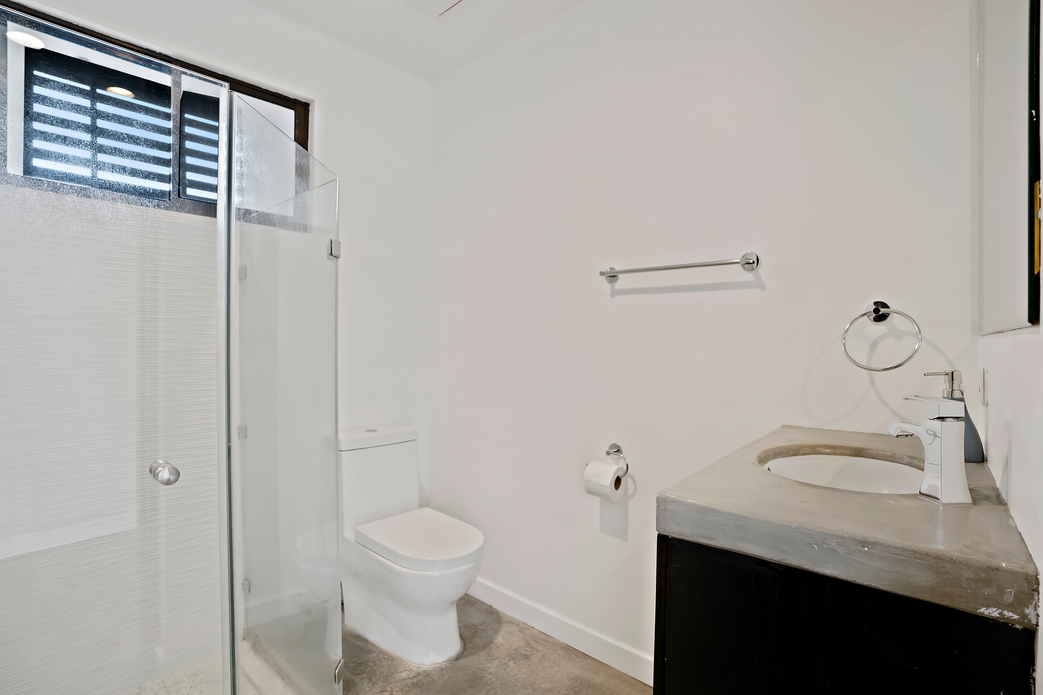 8 bed Single Family Homes For Sale in Tamarindo, Guanacaste - thumb 14