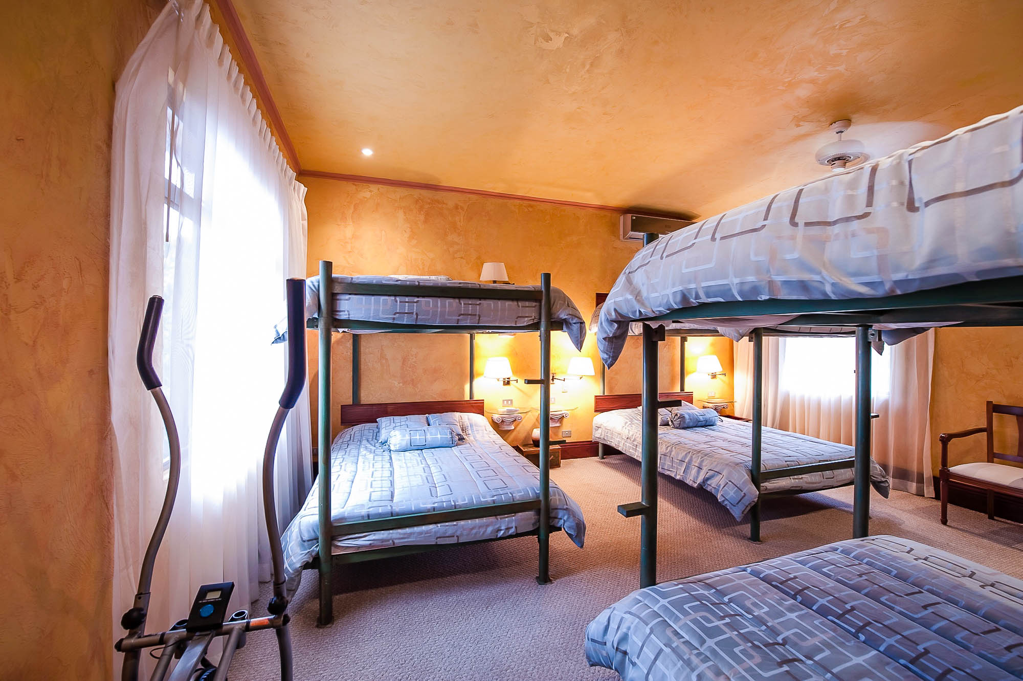 10 bed Single Family Homes For Sale in Jaco, Puntarenas - thumb 30