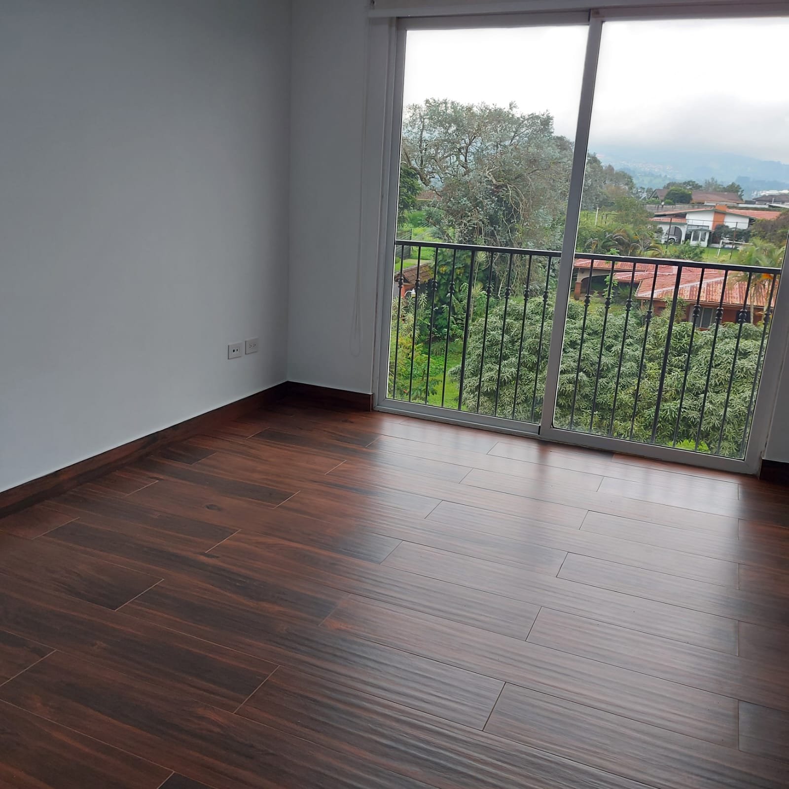 2 bed Condo For Sale in Granadilla, San Jose - thumb 9