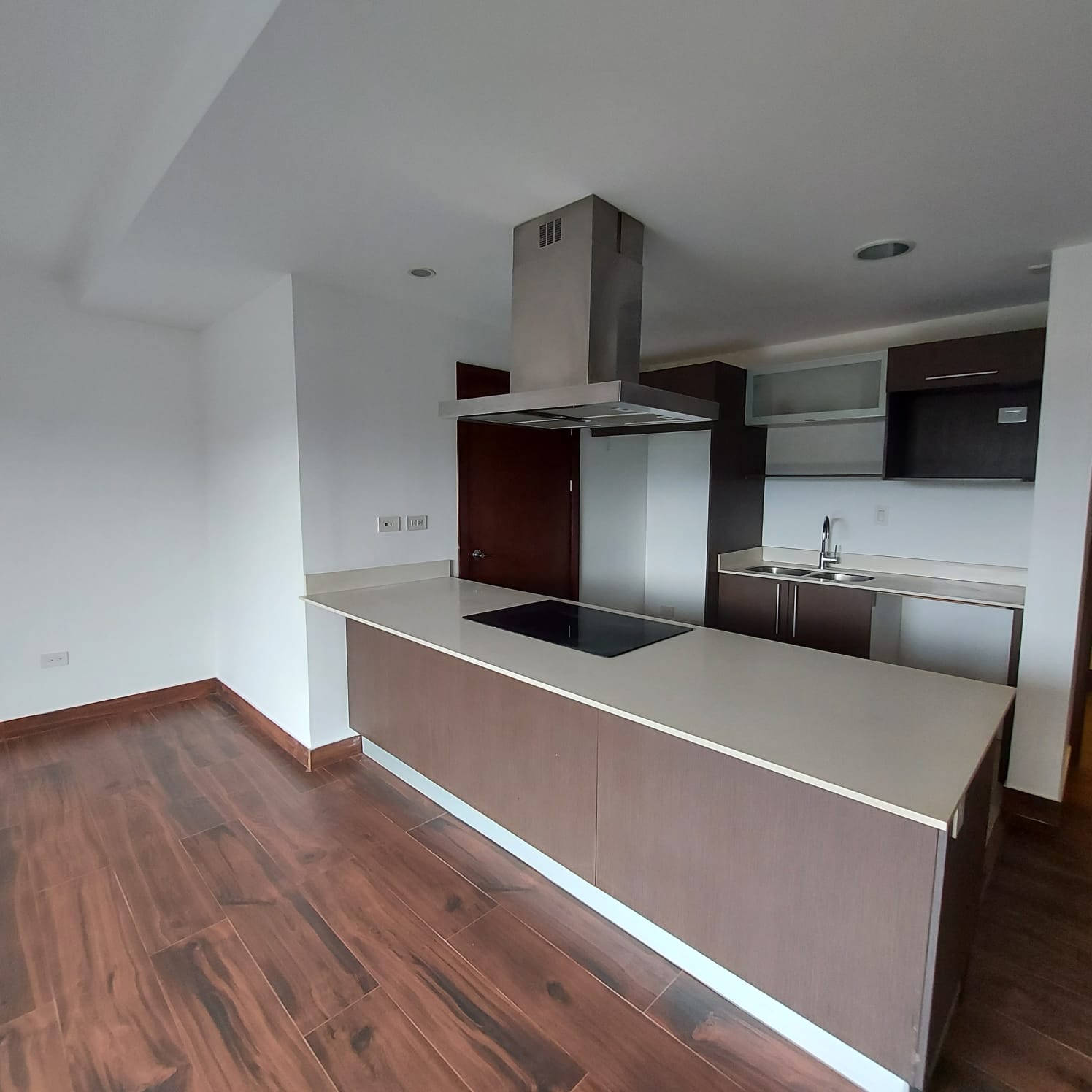 2 bed Condo For Sale in Granadilla, San Jose - thumb 5