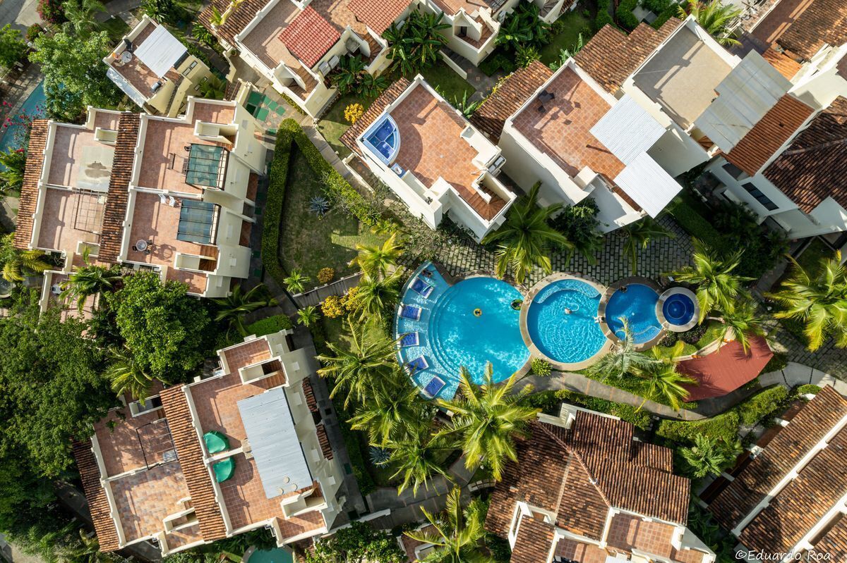 2 bed Condo For Sale in Playas Del Coco, Guanacaste - thumb 11