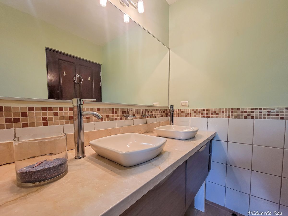 2 bed Condo For Sale in Playas Del Coco, Guanacaste - thumb 6