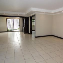 5 bed Single Family Homes For Sale in Curridabat, San Jose - thumb 3