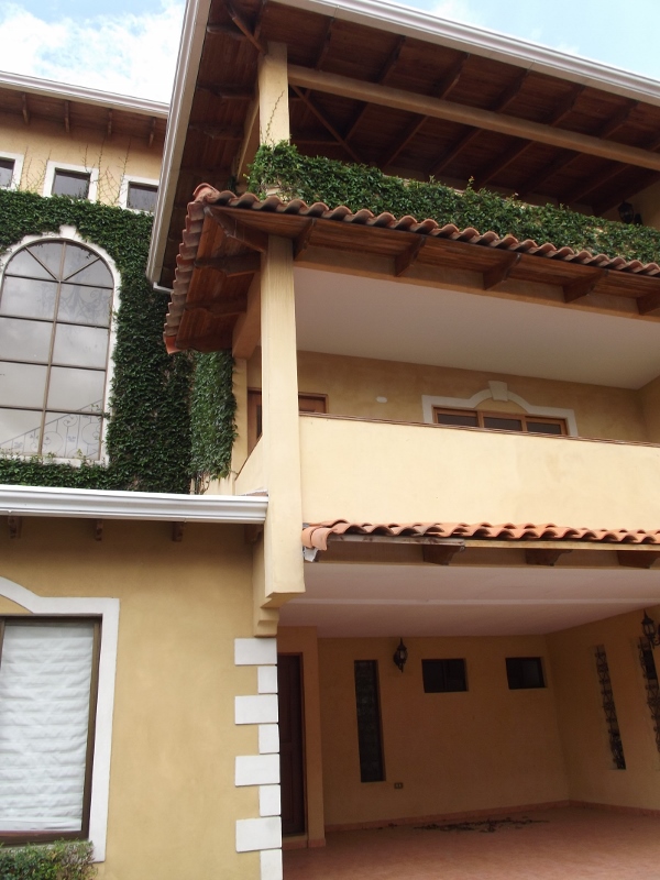 4 bed Condo For Sale in Curridabat, San Jose - thumb 3