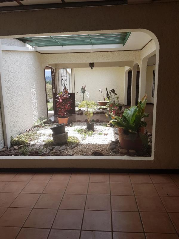 4 bed Single Family Homes For Sale in Curridabat, San Jose - thumb 8