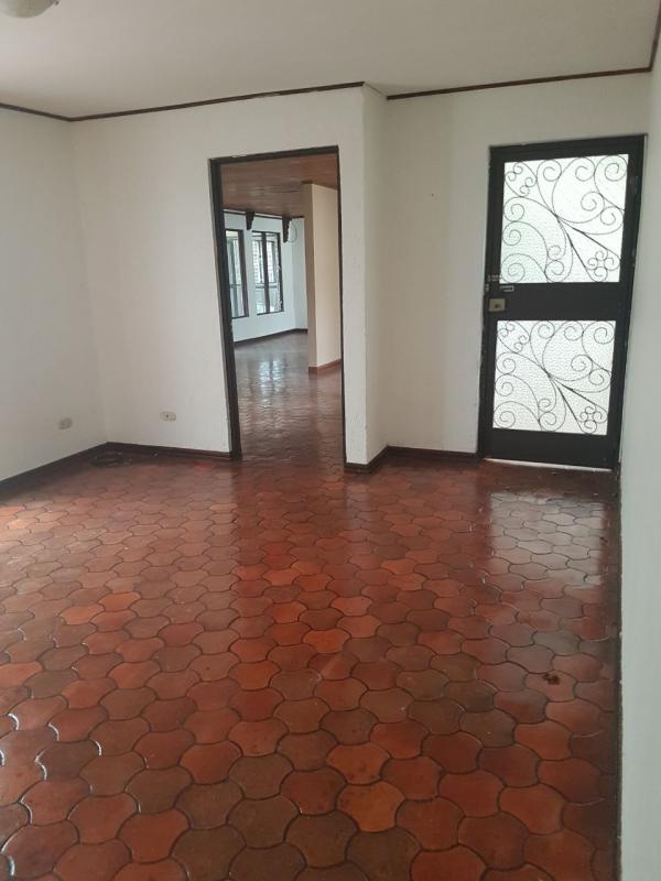 4 bed Single Family Homes For Sale in Curridabat, San Jose - thumb 6