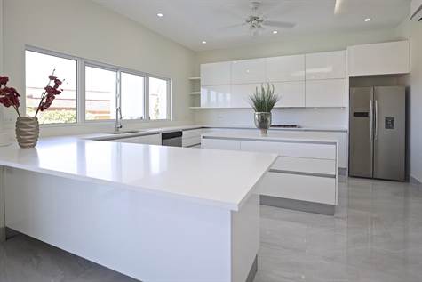6 bed Single Family Homes For Sale in Playas Del Coco, Guanacaste - thumb 28