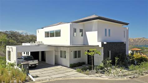 6 bed Single Family Homes For Sale in Playas Del Coco, Guanacaste - thumb 29