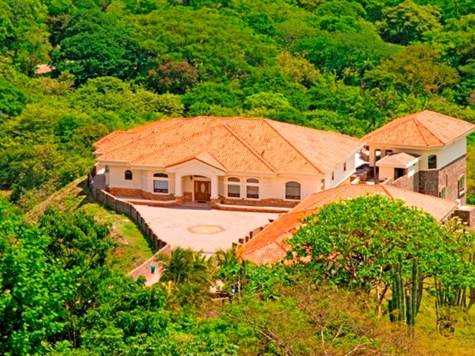 7 bed Single Family Homes For Sale in Playas Del Coco, Guanacaste - thumb 1