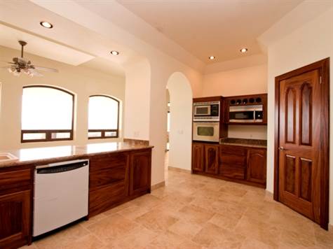 7 bed Single Family Homes For Sale in Playas Del Coco, Guanacaste - thumb 16