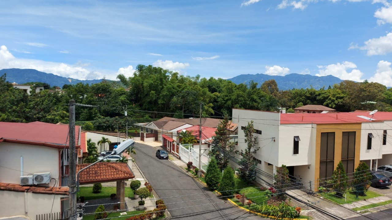 3 bed Single Family Homes For Rent in Curridabat, San Jose - thumb 8