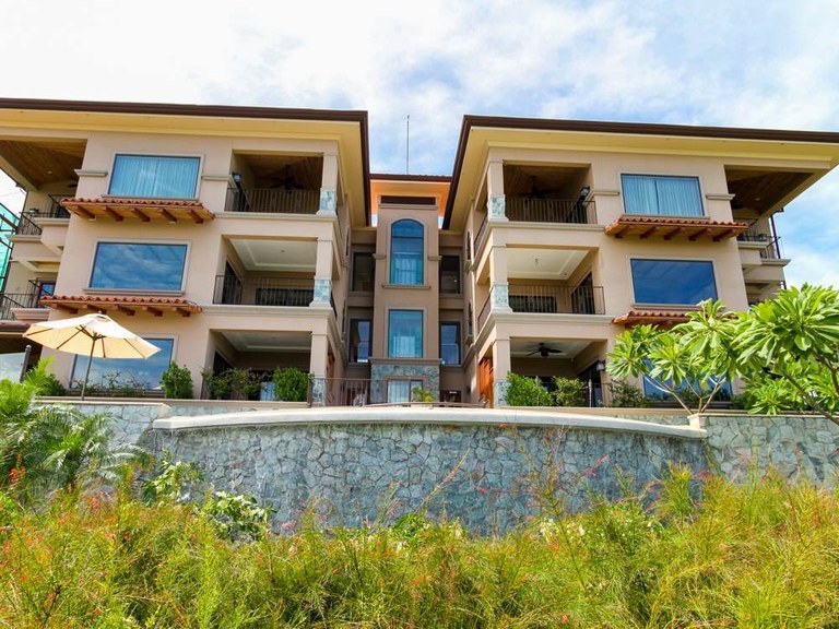 3 bed Single Family Homes For Sale in Playa Panama, Guanacaste - thumb 24