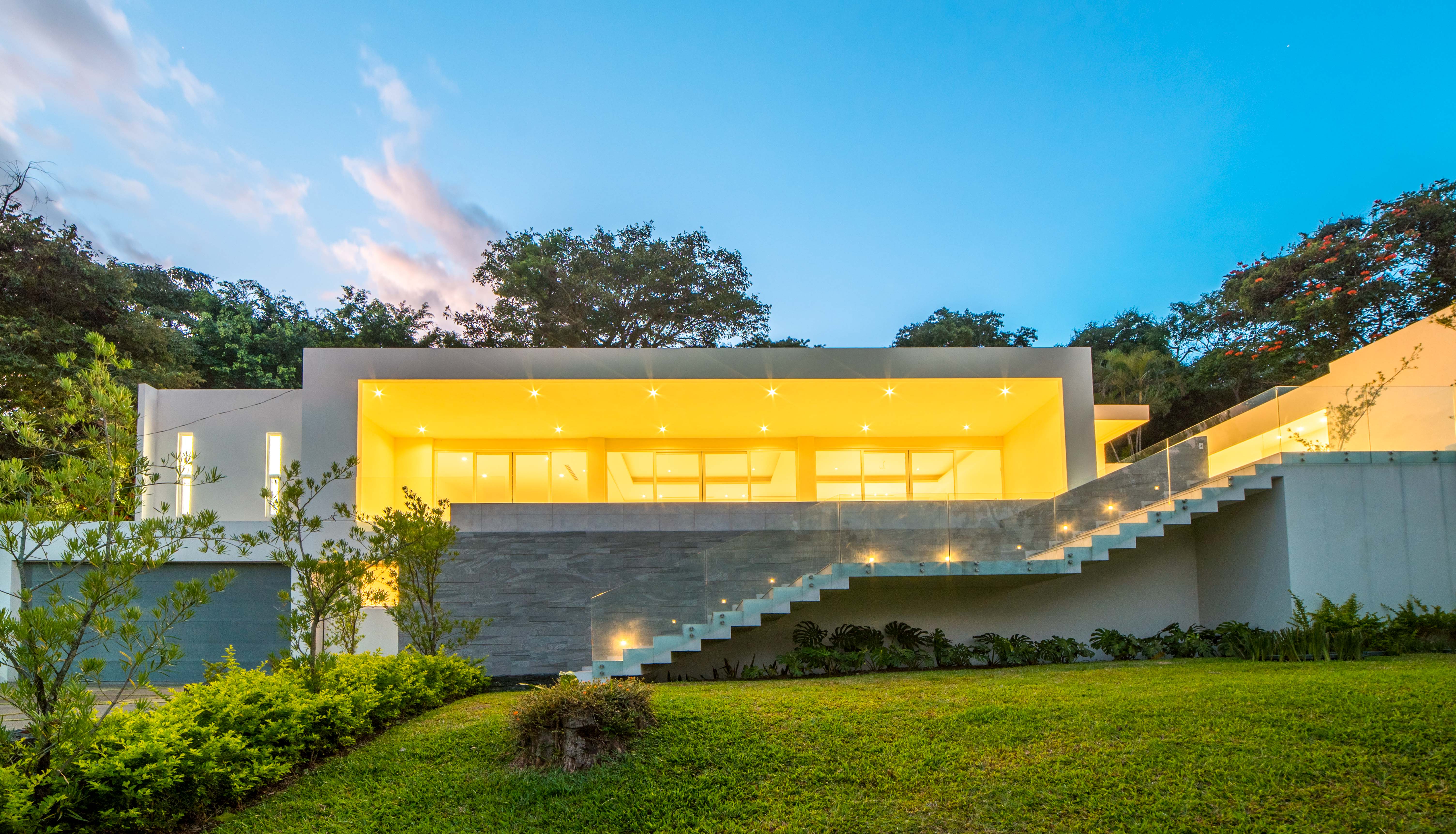 4 bed Single Family Homes For Sale in Escazu, San Jose - thumb 18