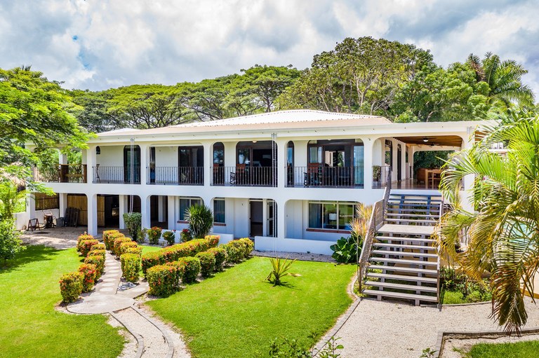 7 bed Single Family Homes For Sale in Playa Potrero, Guanacaste - thumb 17