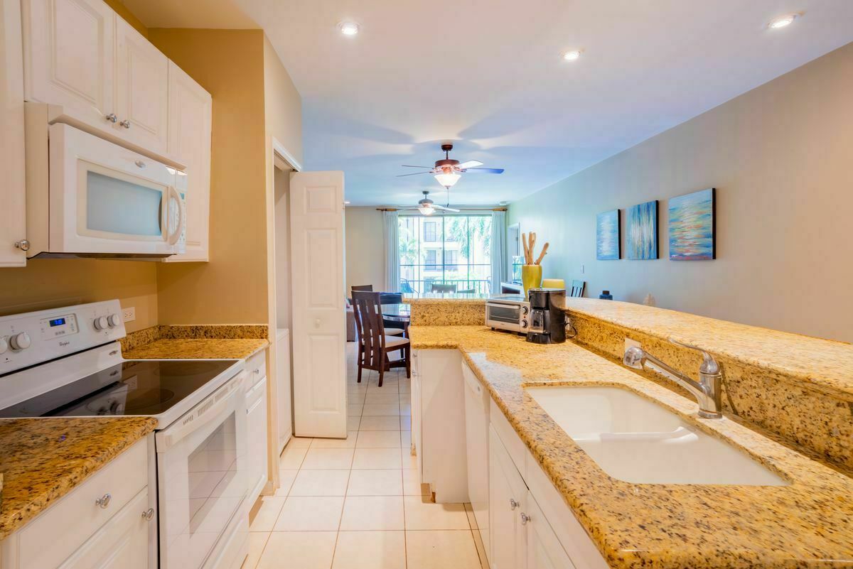 2 bed Condo For Sale in Playas Del Coco, Guanacaste - thumb 3