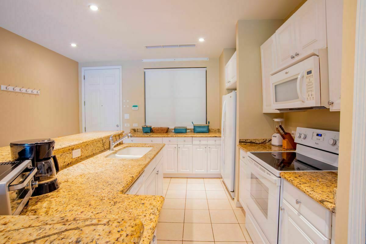 2 bed Condo For Sale in Playas Del Coco, Guanacaste - thumb 19