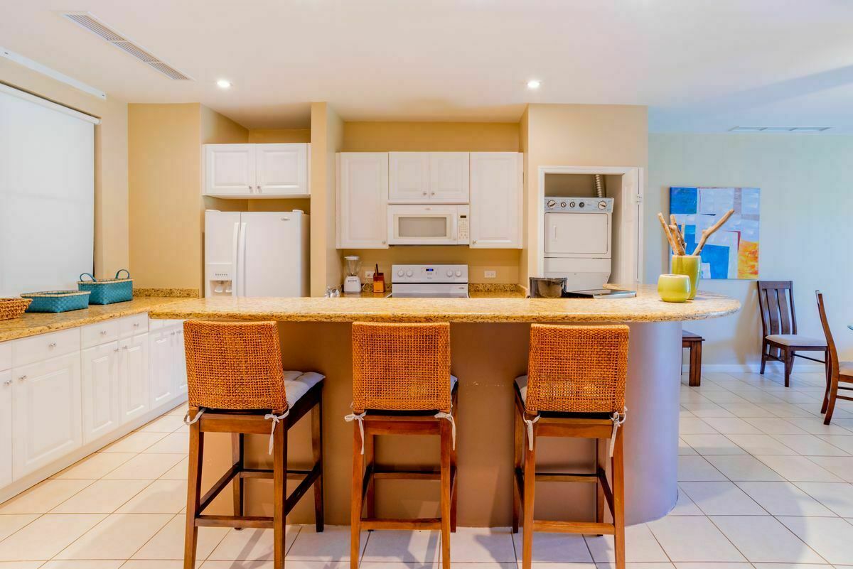 2 bed Condo For Sale in Playas Del Coco, Guanacaste - thumb 4