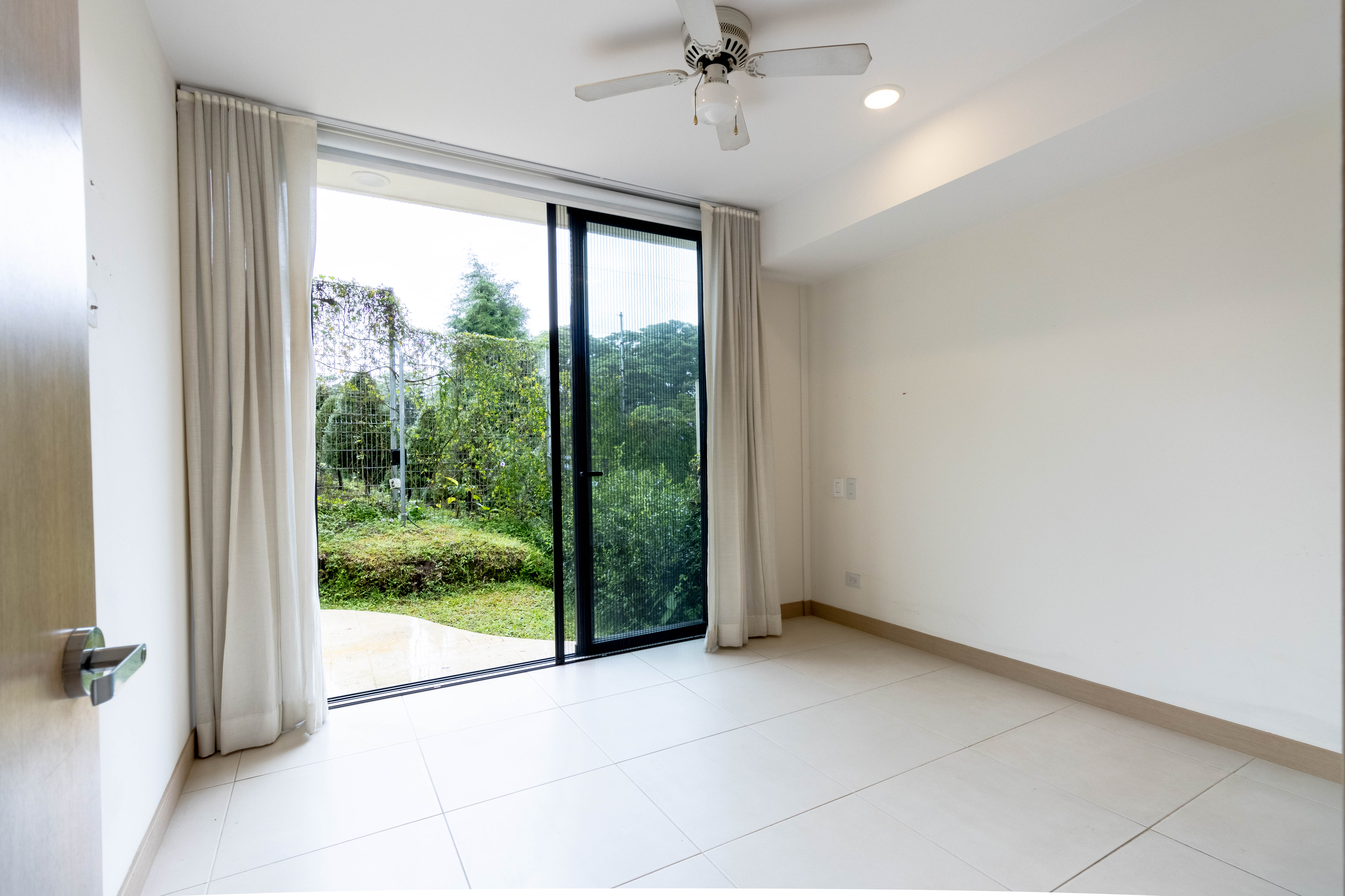 2 bed Condo For Sale in Montes de Oca, San Jose - thumb 9