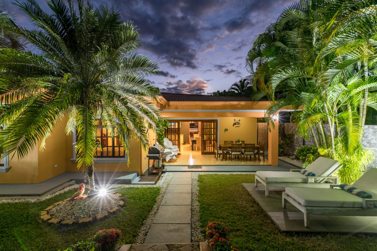 4 bed Single Family Homes For Sale in Atenas, Alajuela - thumb 20