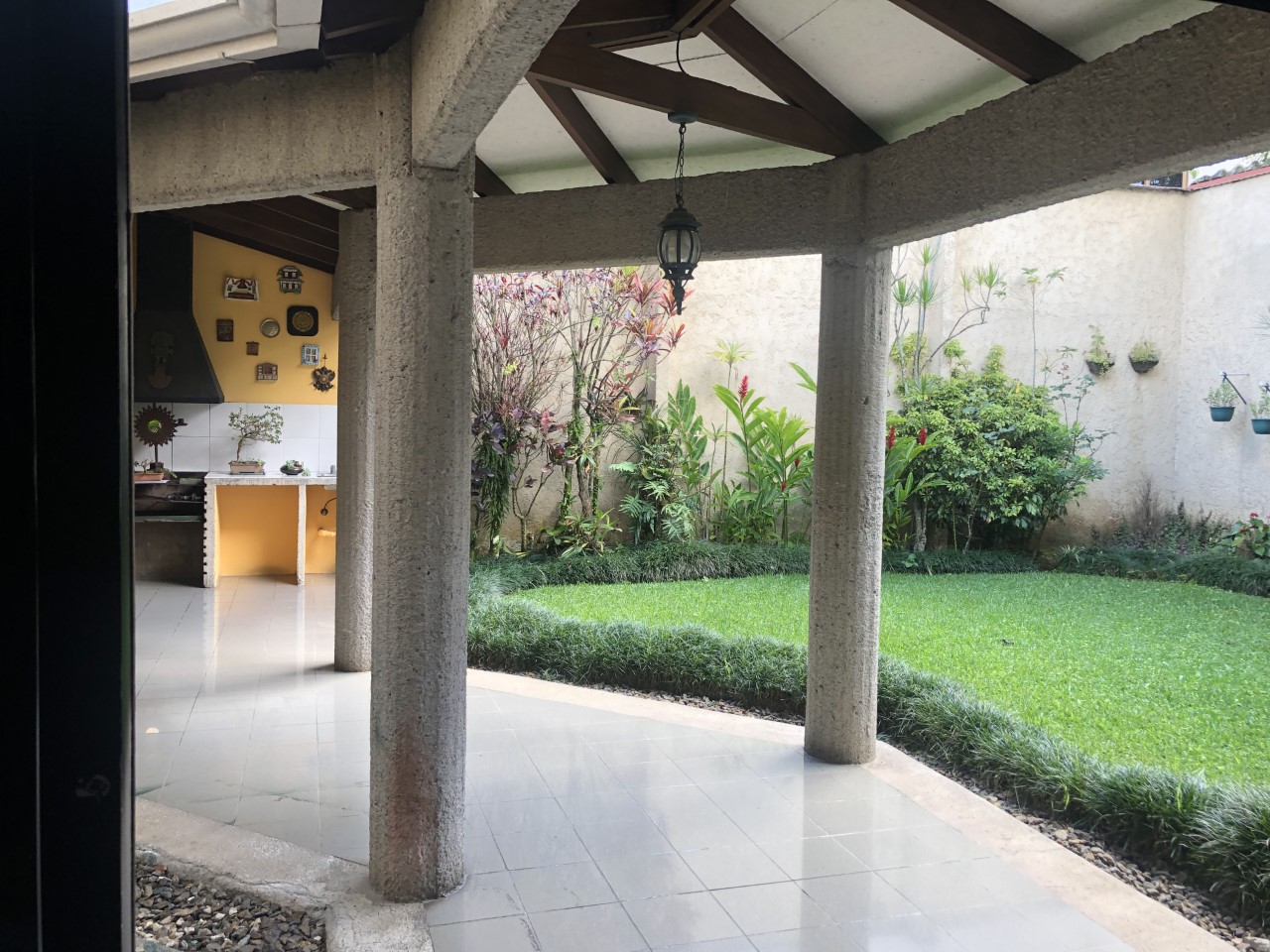 4 bed Single Family Homes For Sale in Curridabat, San Jose - thumb 16