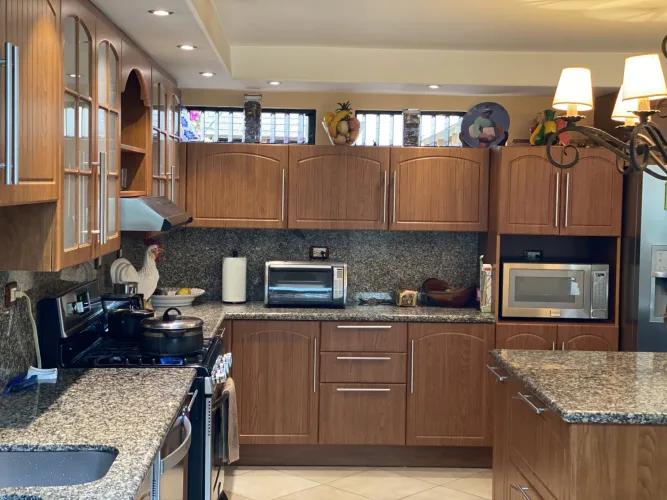 4 bed Single Family Homes For Sale in Curridabat, San Jose - thumb 10