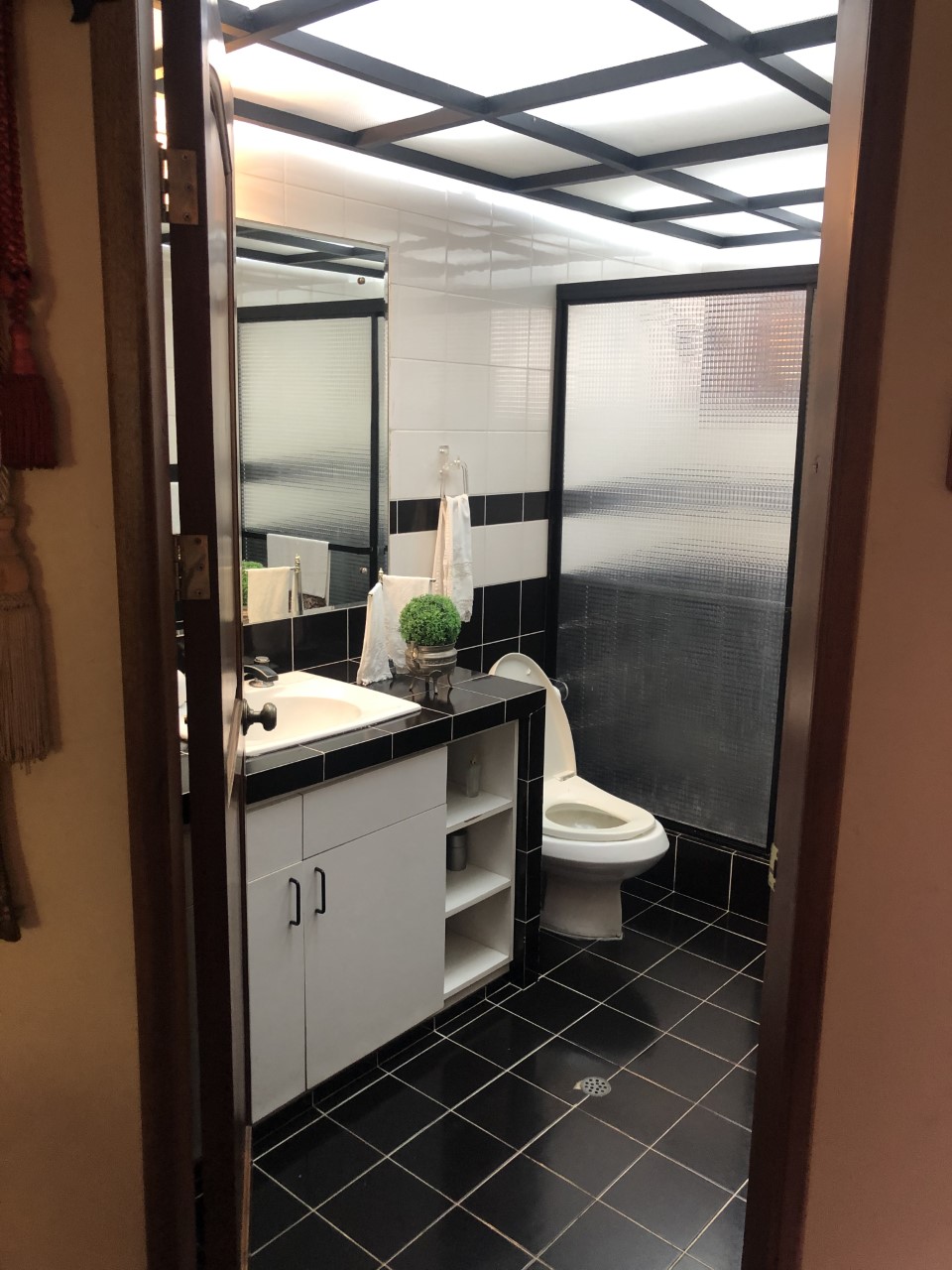 4 bed Single Family Homes For Sale in Curridabat, San Jose - thumb 11