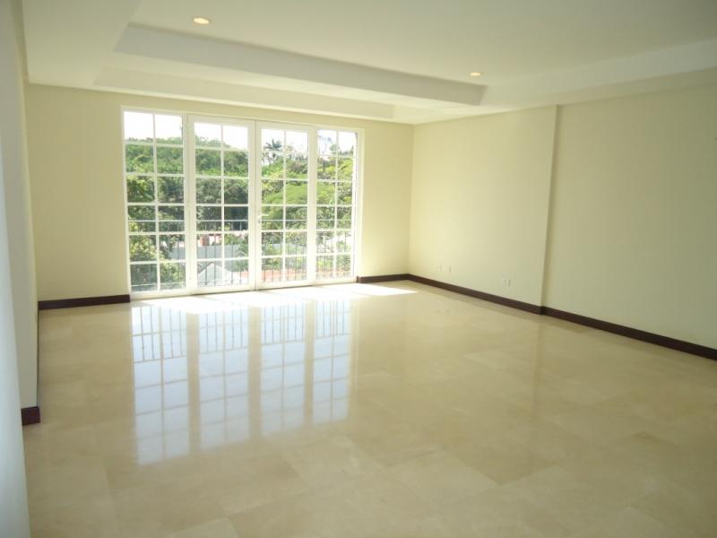 3 bed Condo For Sale in Escazu, San Jose - thumb 12