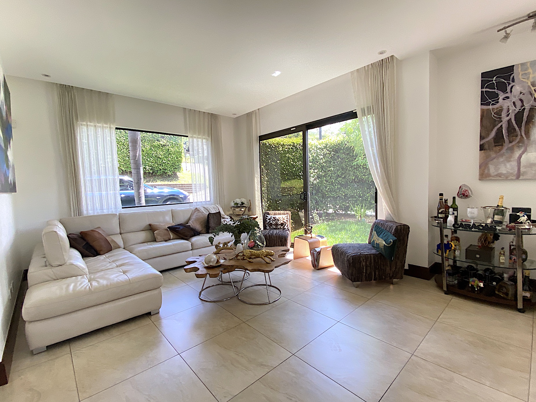 3 bed Single Family Homes For Sale in Santa Ana, San Jose - thumb 2