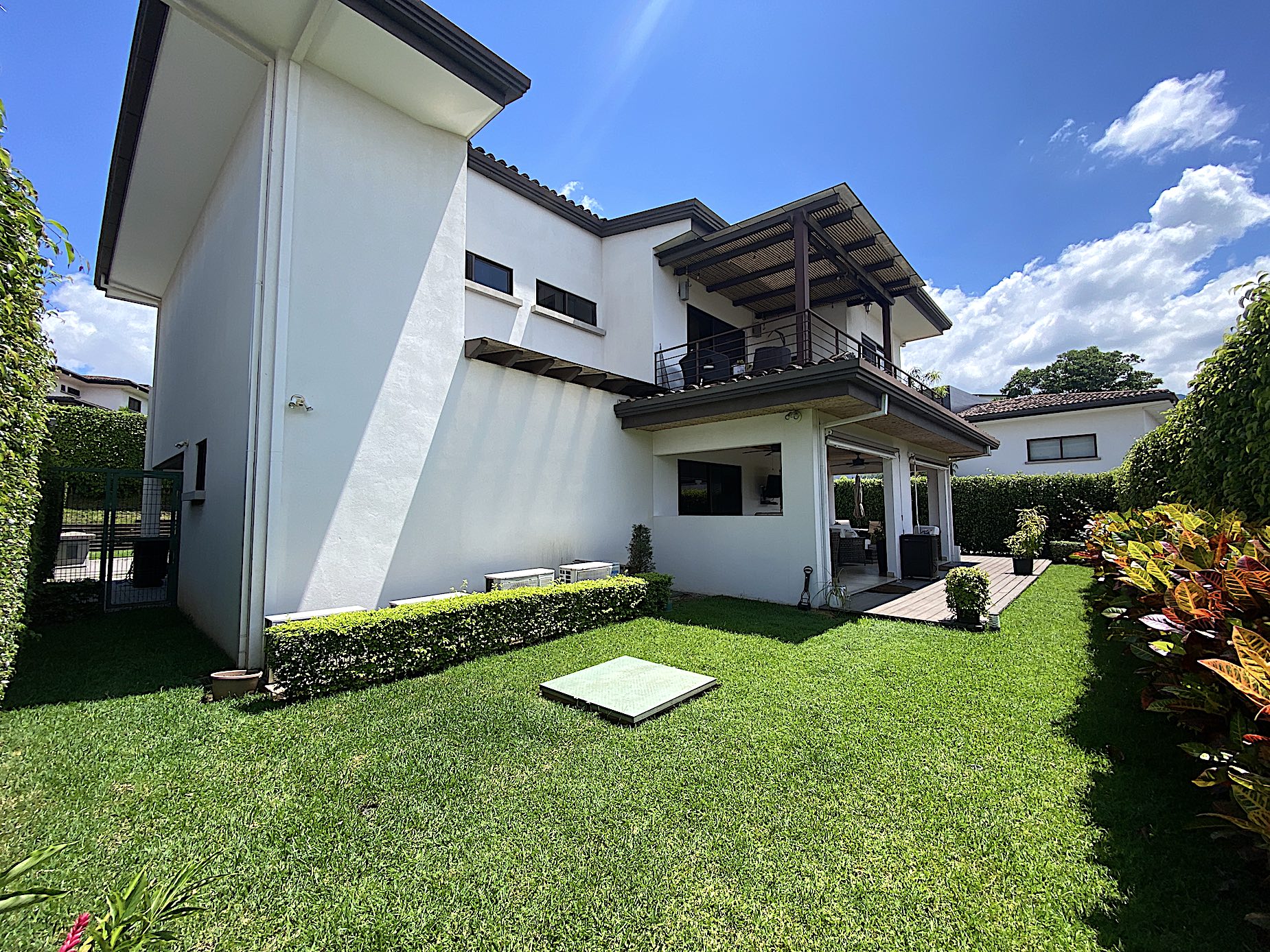 3 bed Single Family Homes For Sale in Santa Ana, San Jose - thumb 27