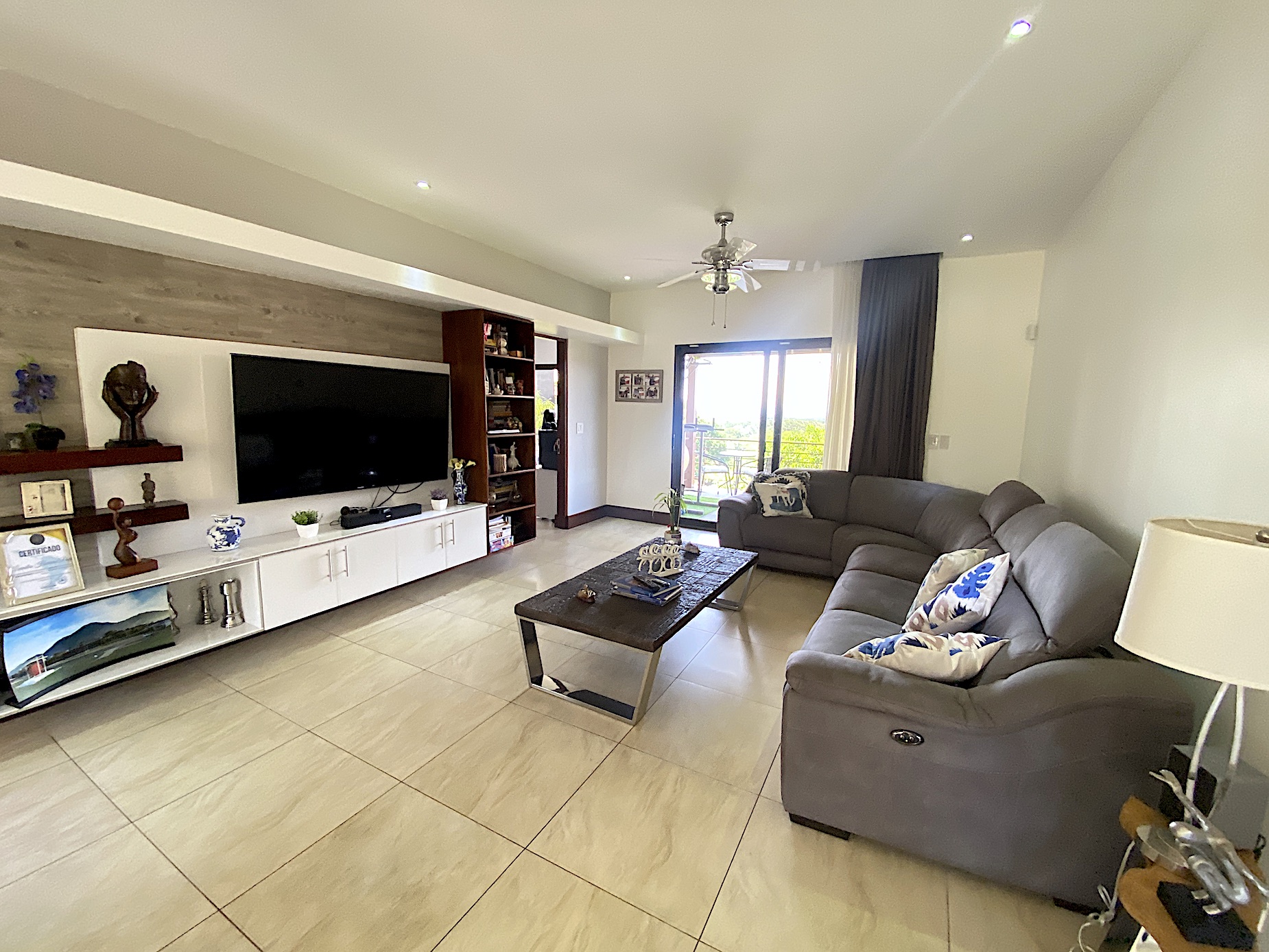 3 bed Single Family Homes For Sale in Santa Ana, San Jose - thumb 3