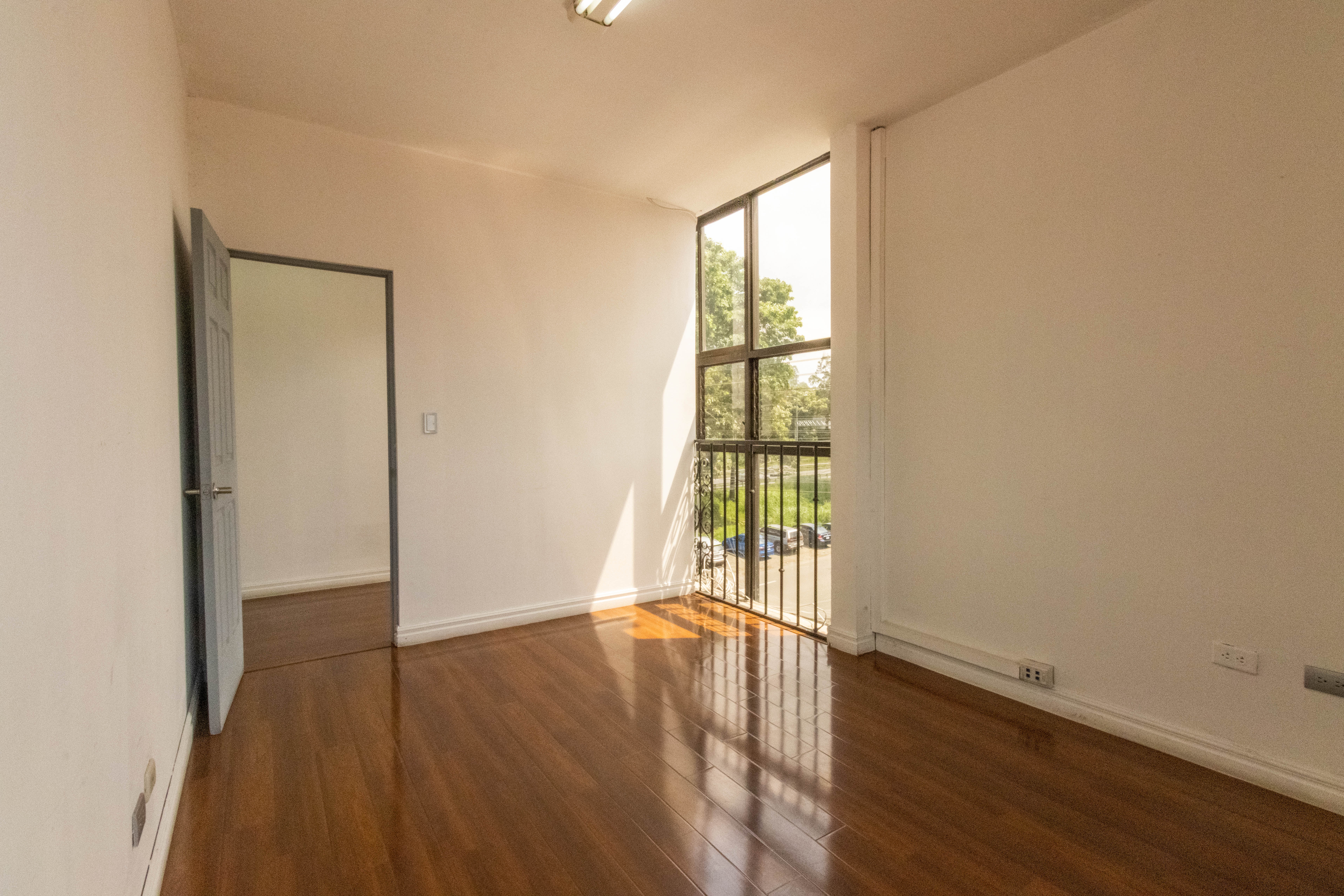 4 bed Commercial For Rent in Curridabat, San Jose - thumb 5