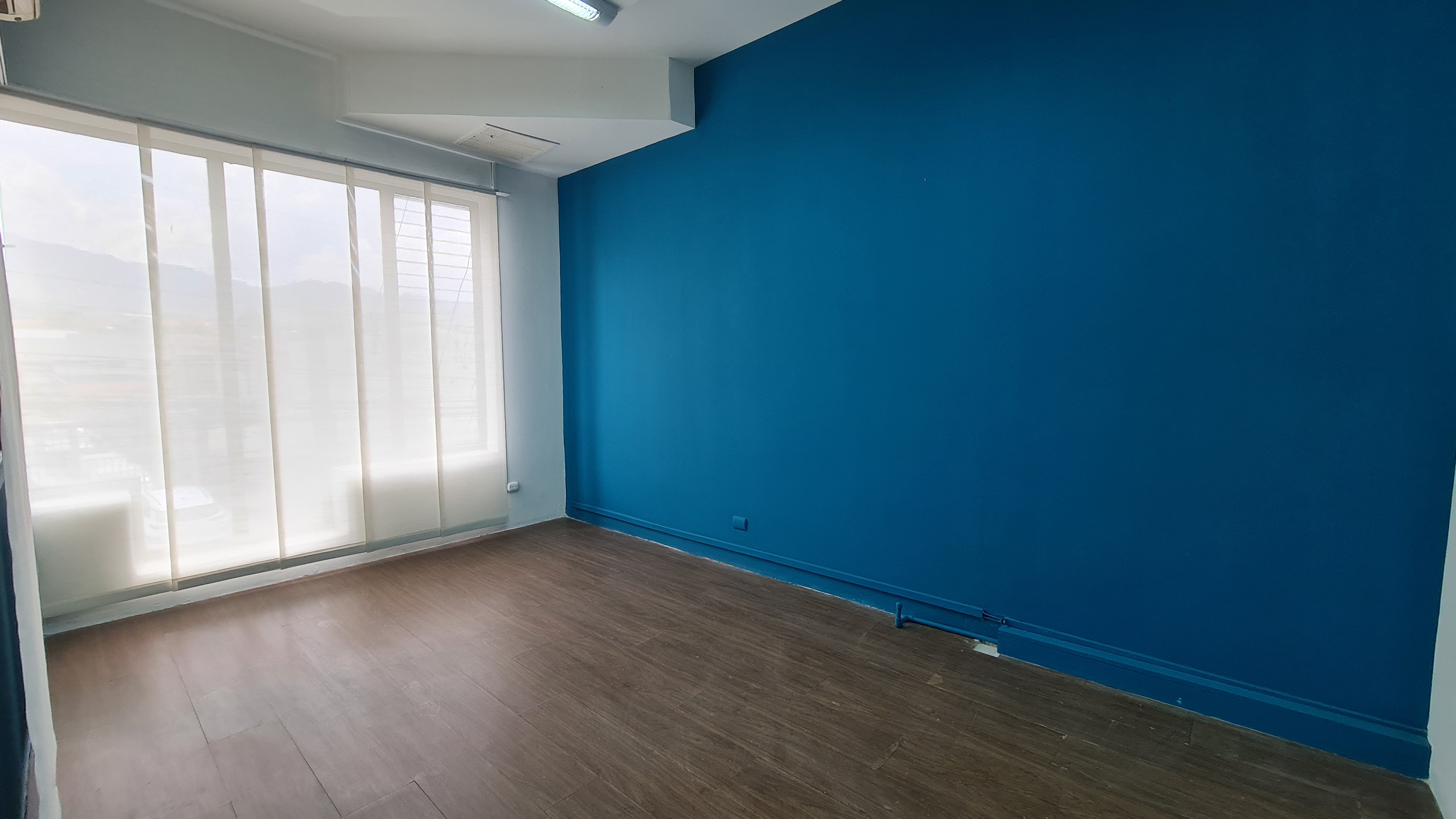 5 bed Commercial For Rent in Curridabat, San Jose - thumb 2