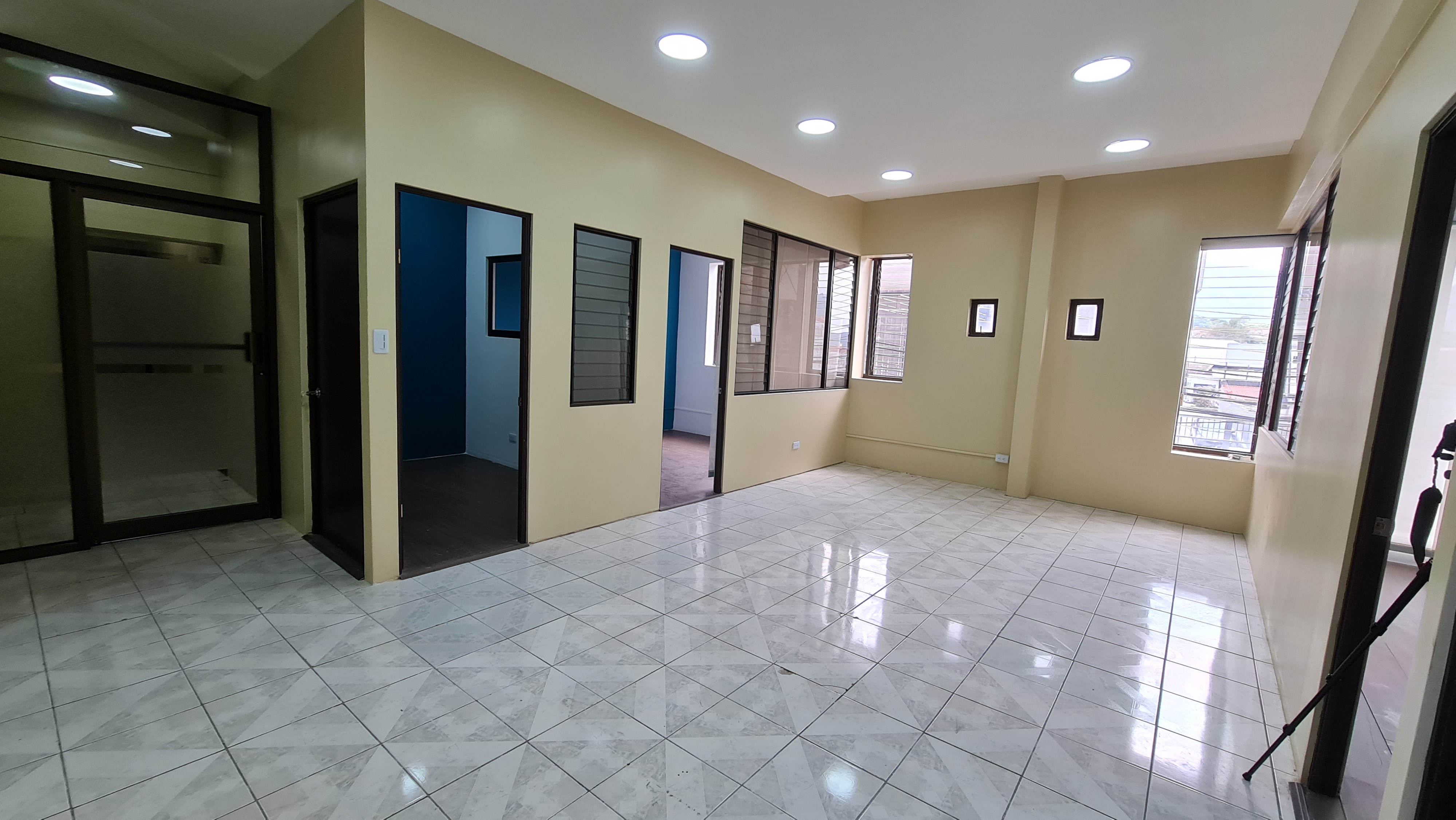 5 bed Commercial For Rent in Curridabat, San Jose - thumb 7
