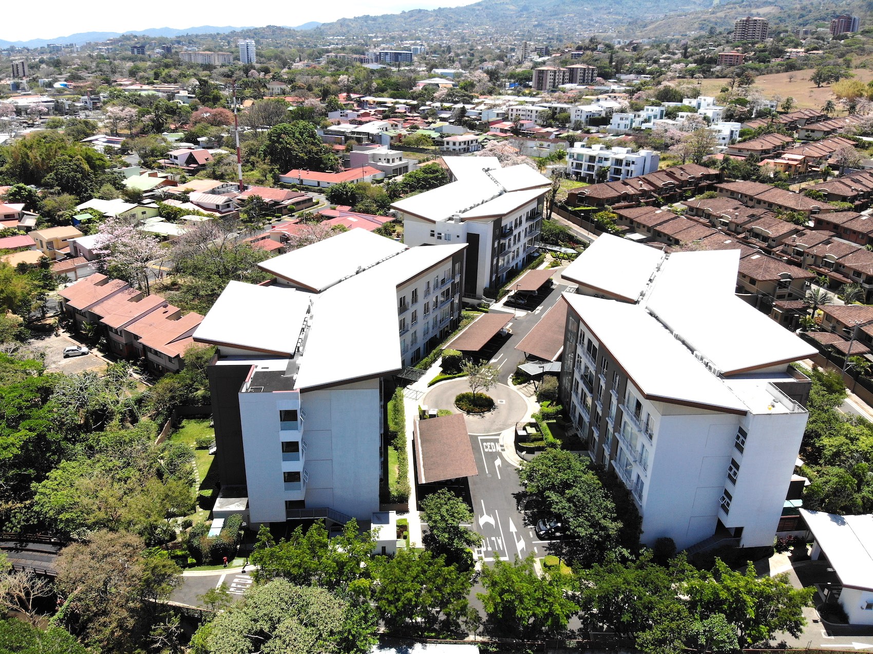 2 bed Apartment For Sale in Escazu, San Jose - thumb 19