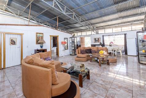 4 bed Single Family Homes For Sale in Playas Del Coco, Guanacaste - thumb 15