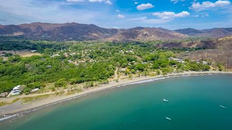 4 bed Single Family Homes For Sale in Playas Del Coco, Guanacaste - thumb 1