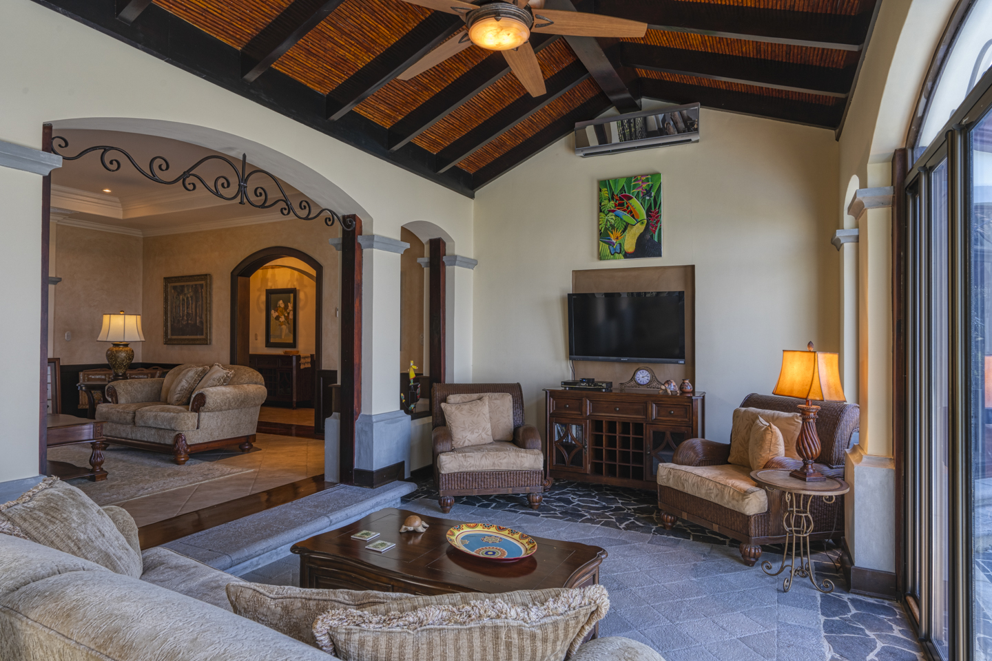 4 bed Single Family Homes For Rent in Dominical, Puntarenas - thumb 10