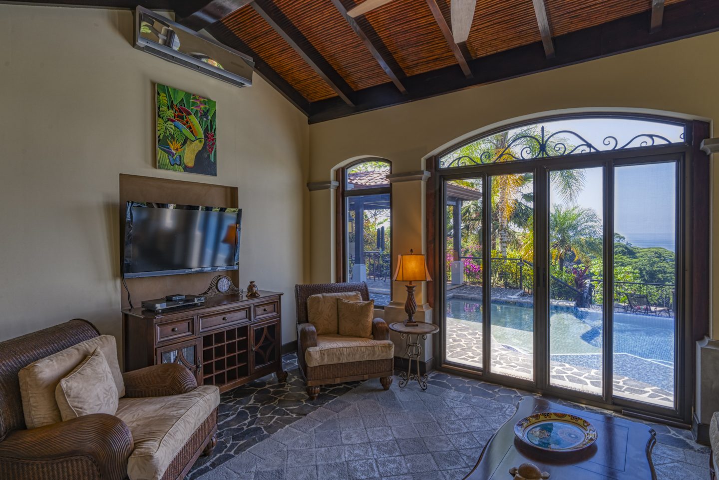 4 bed Single Family Homes For Rent in Dominical, Puntarenas - thumb 23