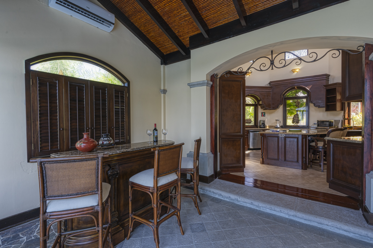 4 bed Single Family Homes For Rent in Dominical, Puntarenas - thumb 14