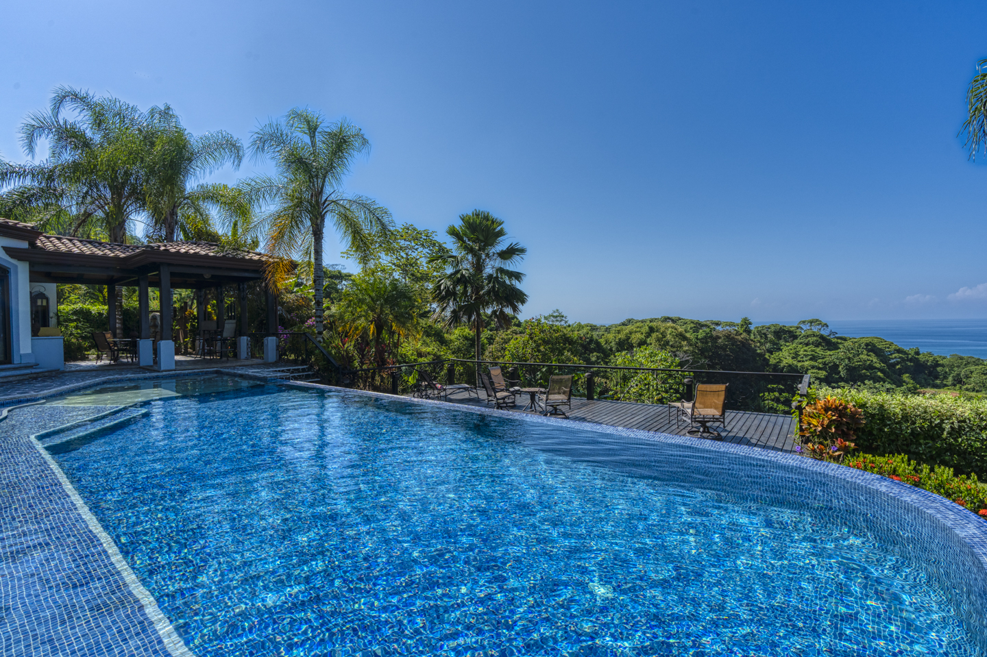 4 bed Single Family Homes For Rent in Dominical, Puntarenas - thumb 6