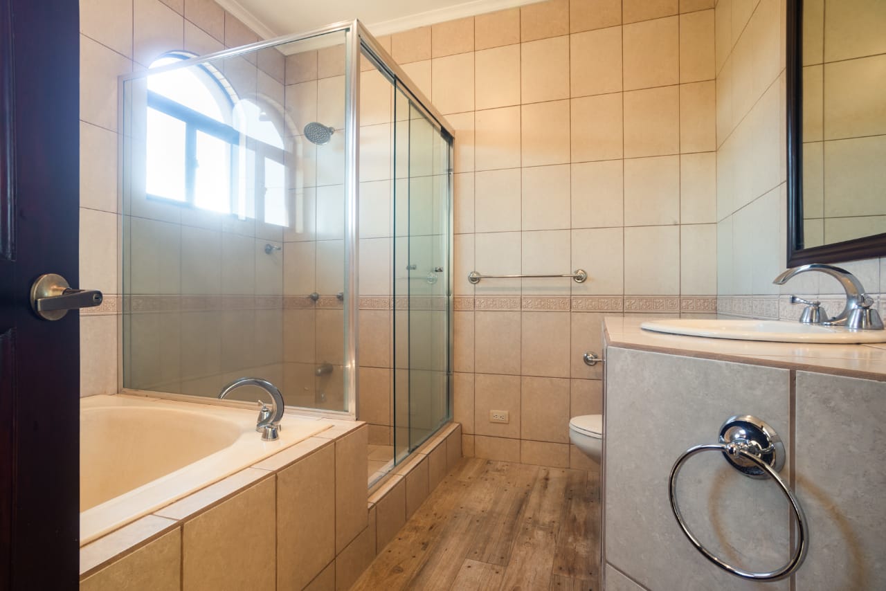 3 bed Condo For Sale in Heredia, Heredia - thumb 13