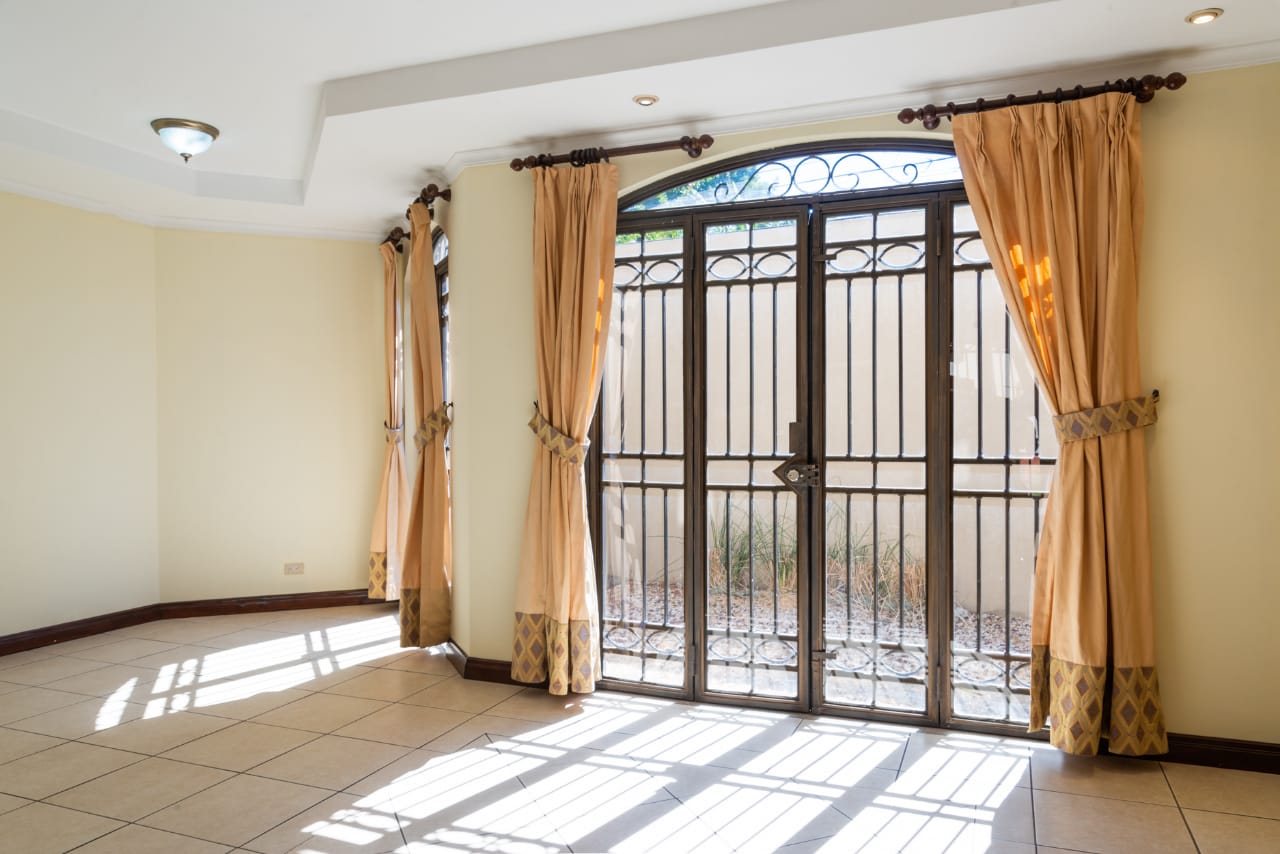 3 bed Condo For Sale in Heredia, Heredia - thumb 5