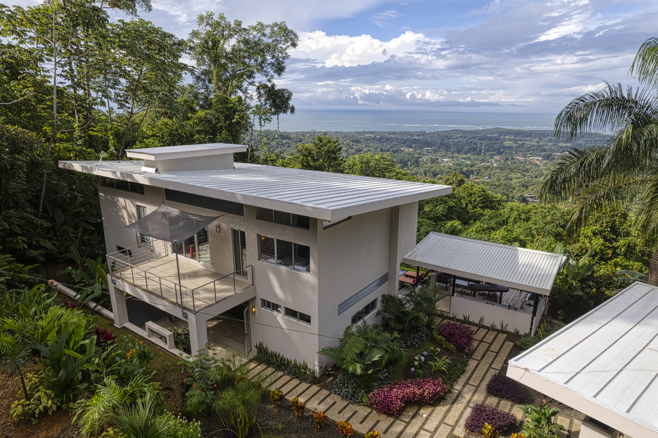 4 bed Single Family Homes For Rent in Uvita, Puntarenas - thumb 8