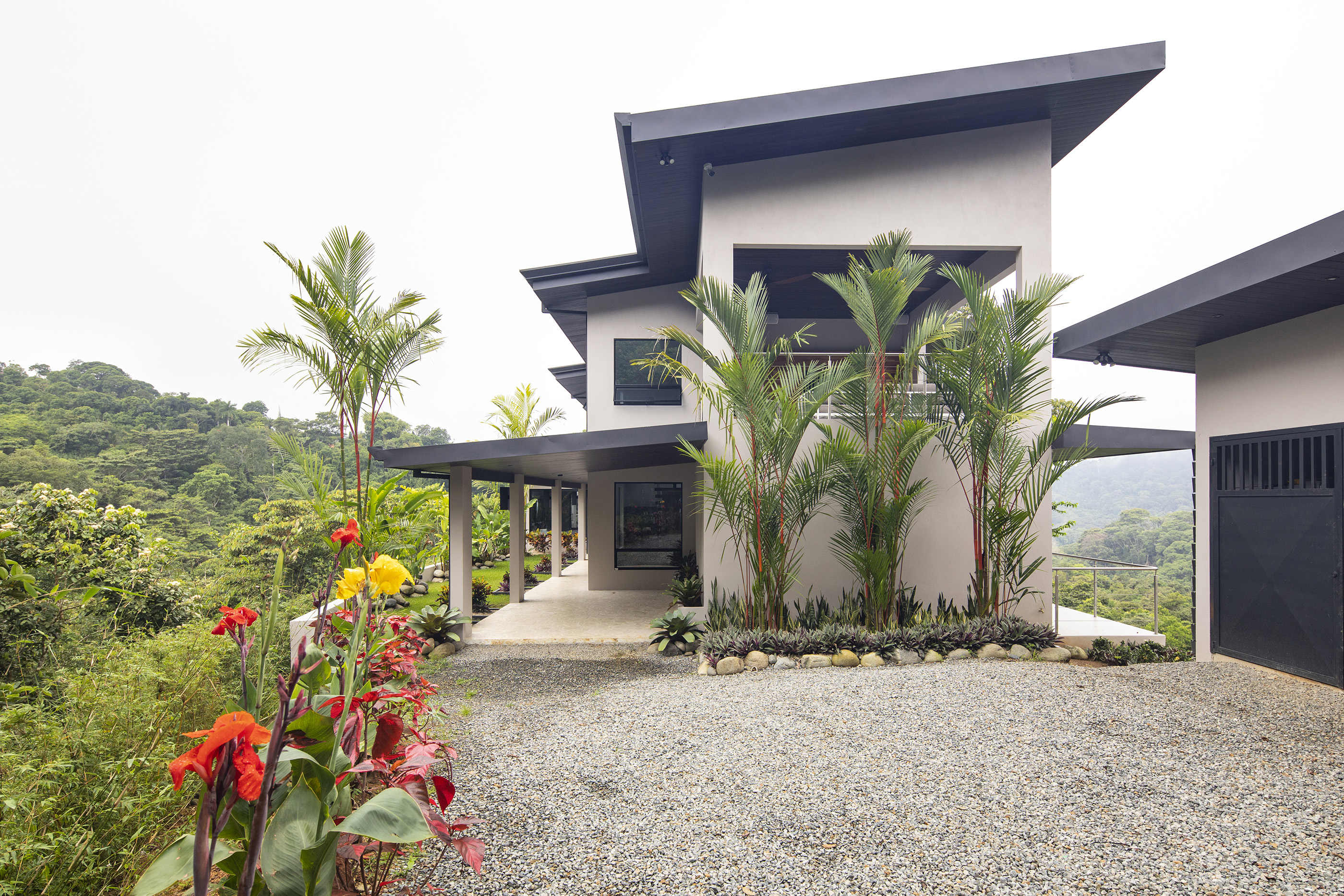 4 bed Single Family Homes For Rent in Dominical, Puntarenas - thumb 17