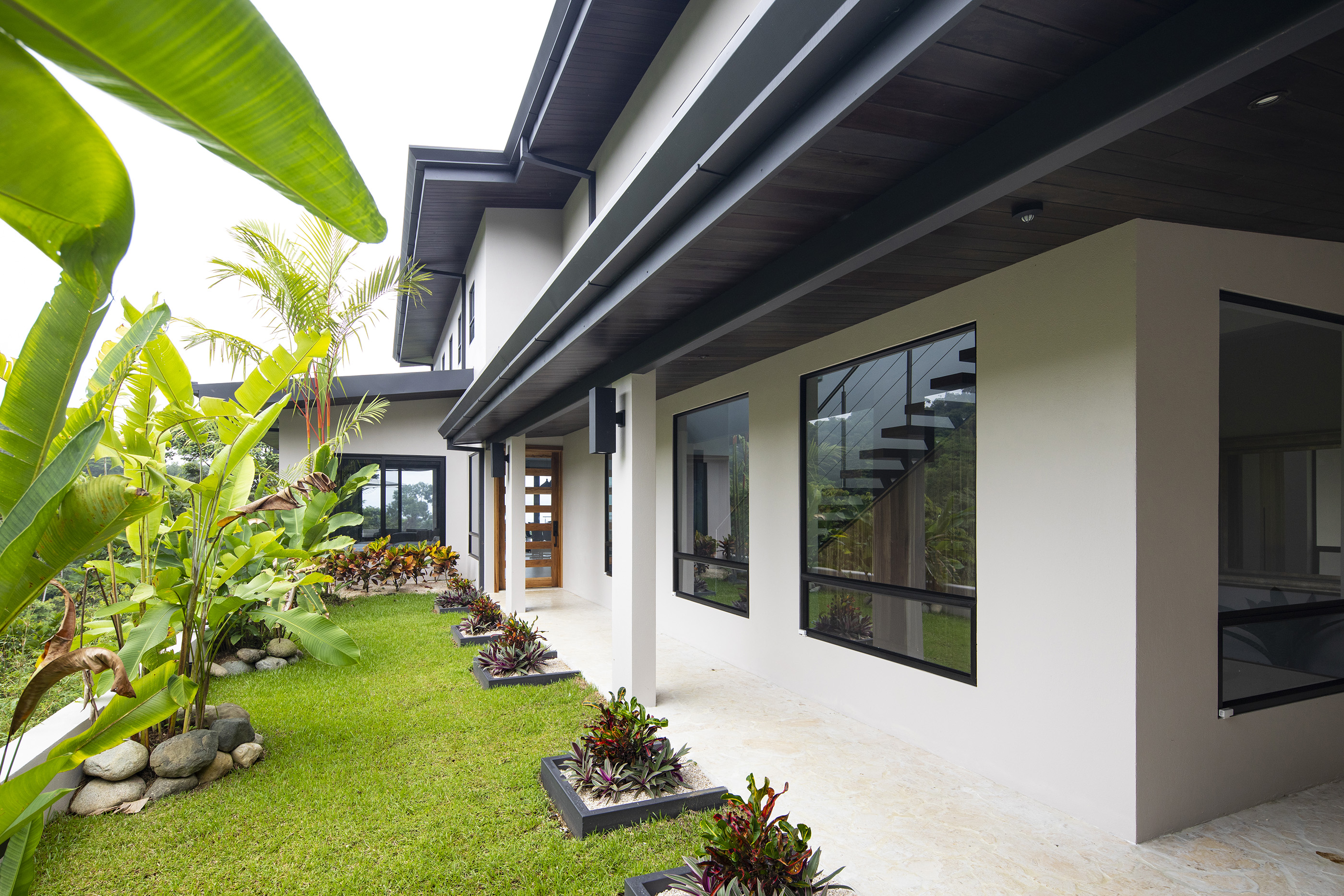 4 bed Single Family Homes For Rent in Dominical, Puntarenas - thumb 18