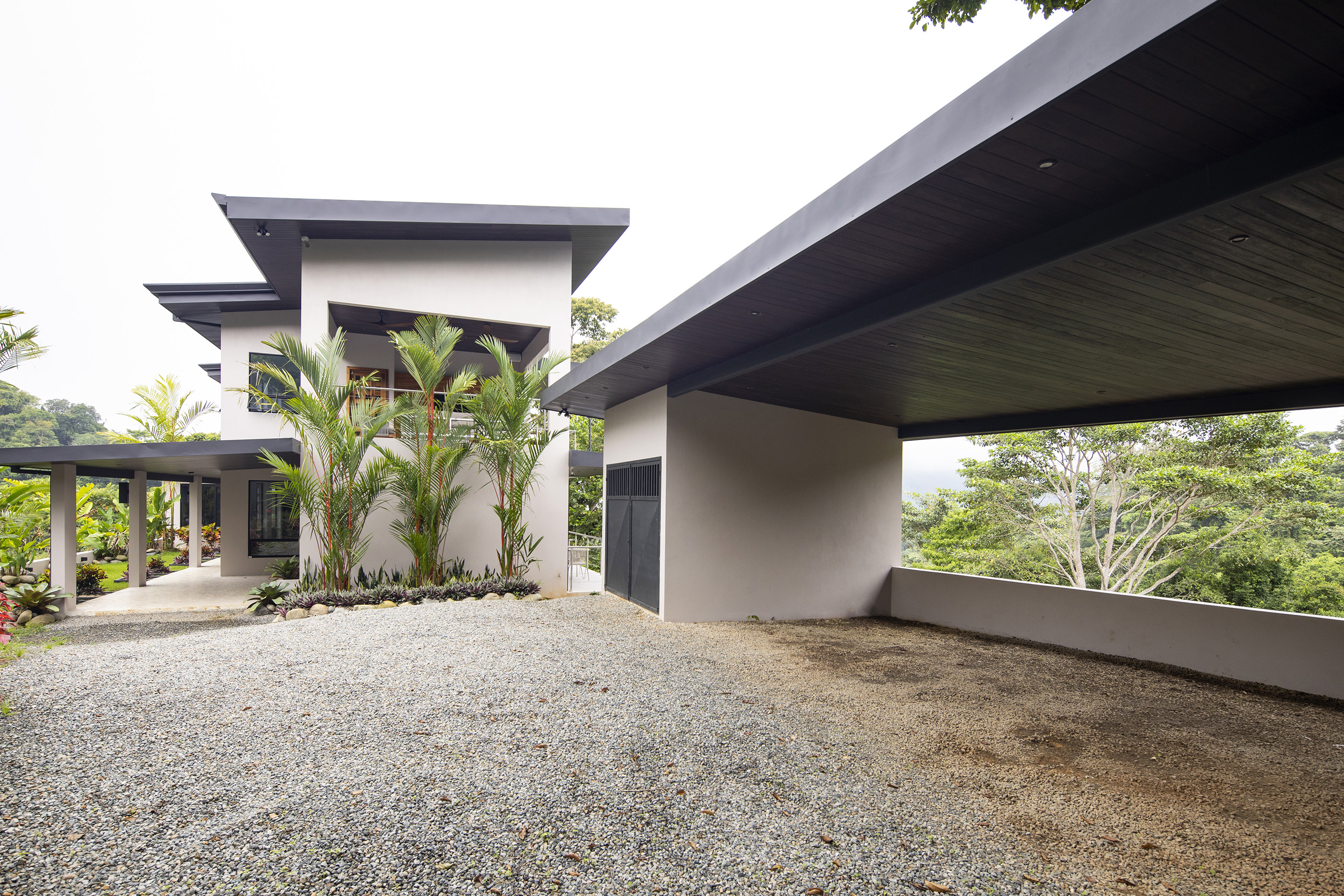 4 bed Single Family Homes For Rent in Dominical, Puntarenas - thumb 16