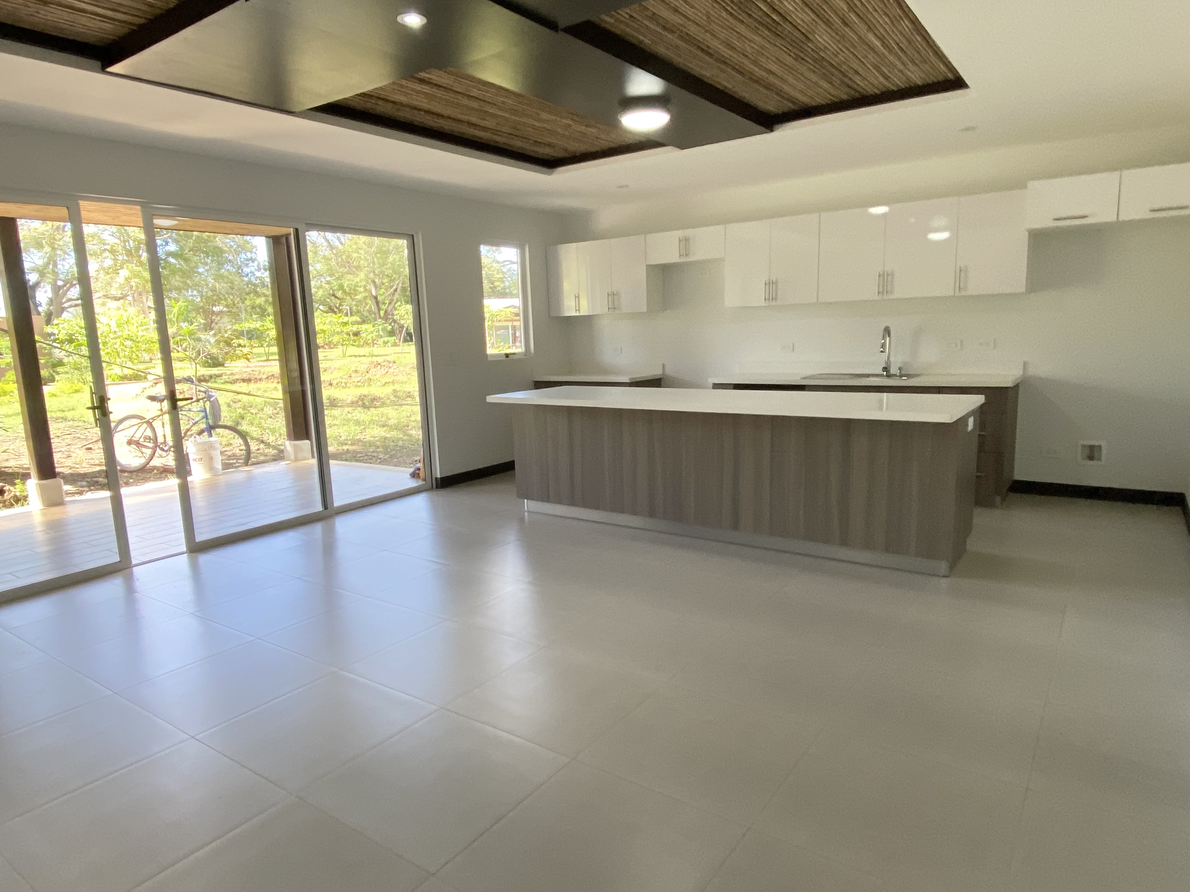 4 bed Single Family Homes For Sale in Jaco, Puntarenas - thumb 3