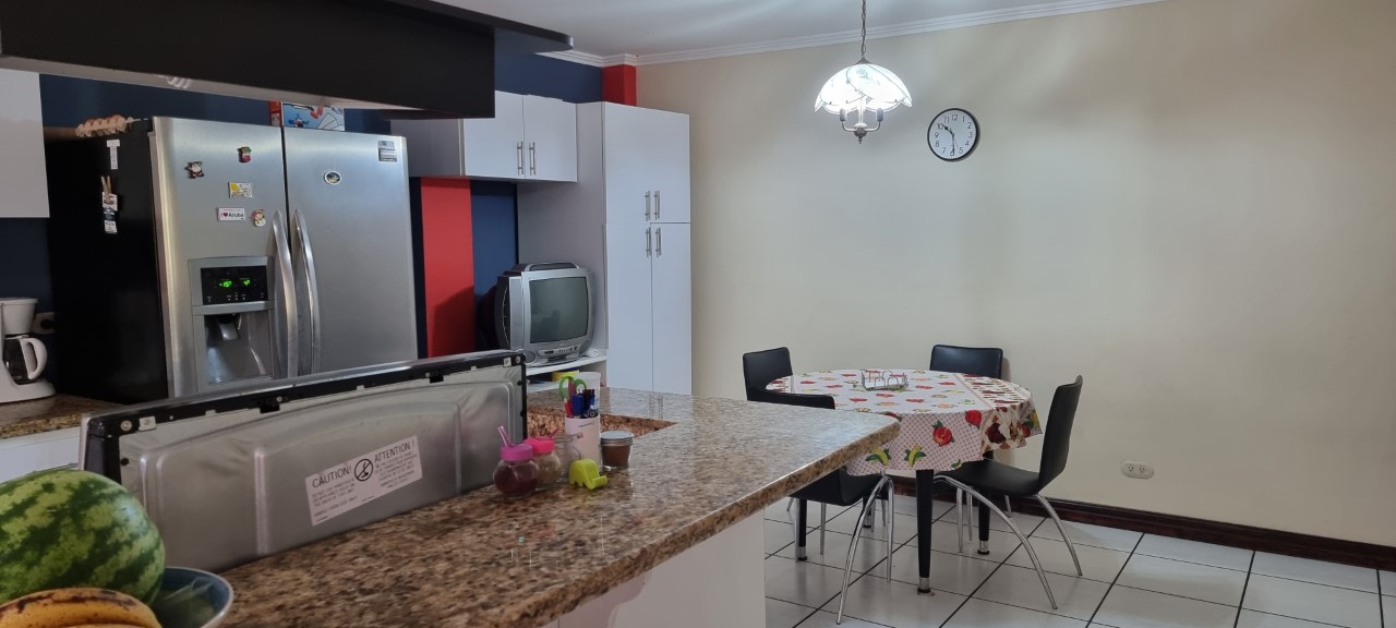 5 bed Single Family Homes For Sale in Curridabat, San Jose - thumb 11