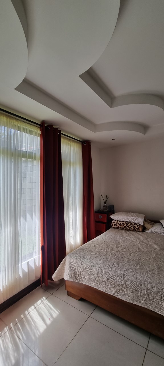 5 bed Single Family Homes For Sale in Curridabat, San Jose - thumb 14